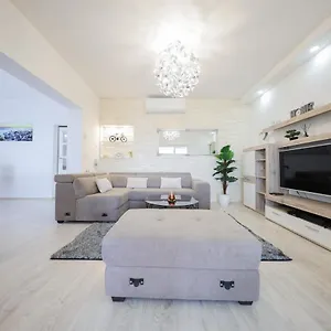 Apartment Deluxe Look, Zadar